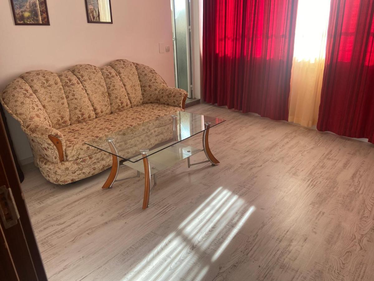 Ribarska Sreshta Family Hotel 茨雷沃 外观 照片