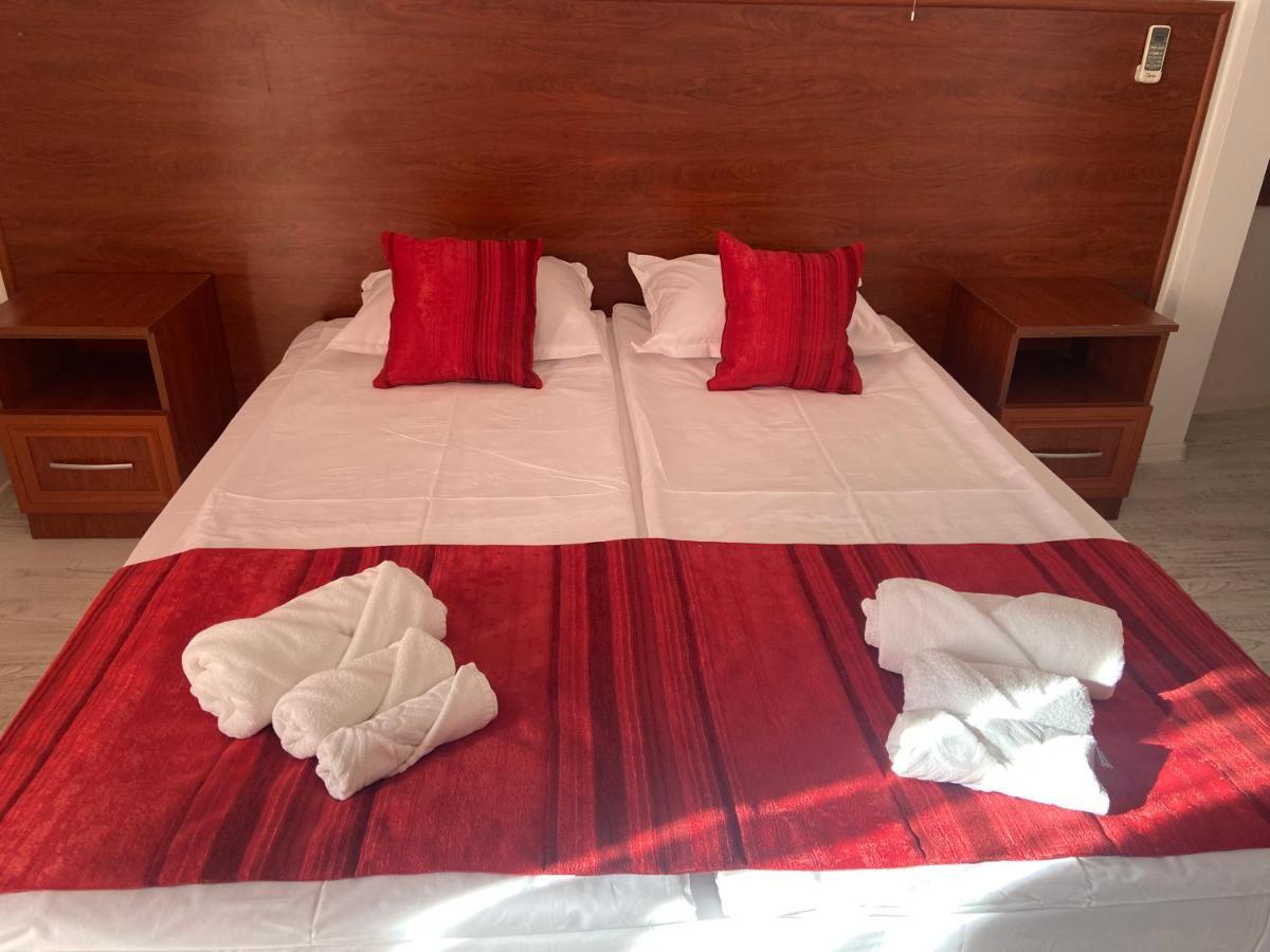 Ribarska Sreshta Family Hotel 茨雷沃 外观 照片