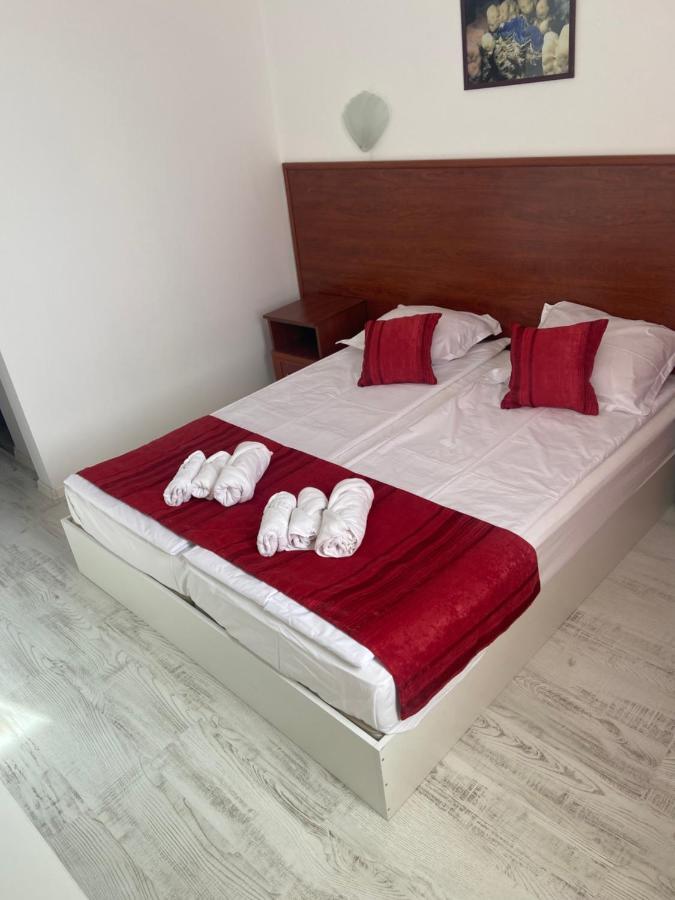 Ribarska Sreshta Family Hotel 茨雷沃 外观 照片