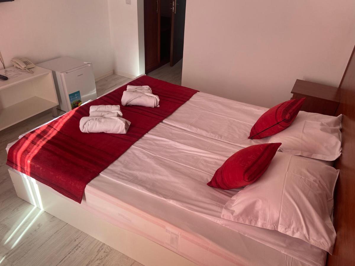 Ribarska Sreshta Family Hotel 茨雷沃 外观 照片