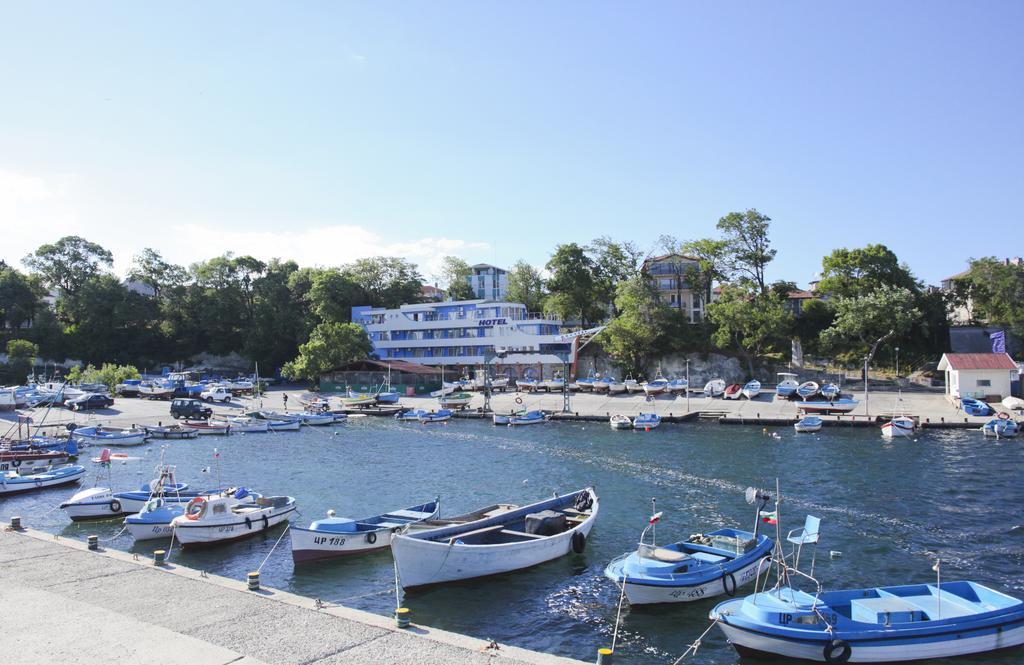 Ribarska Sreshta Family Hotel 茨雷沃 外观 照片